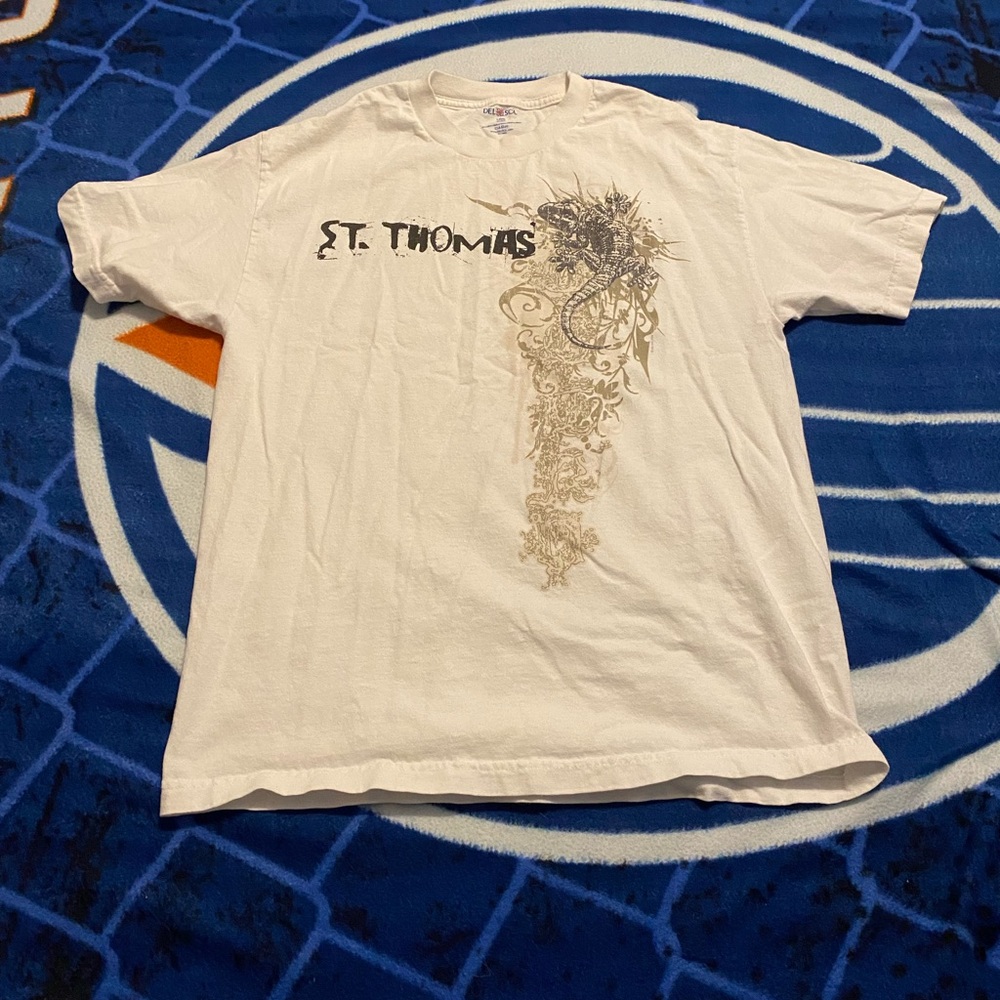 Y2k St Thomas shirt with sick front and back hit